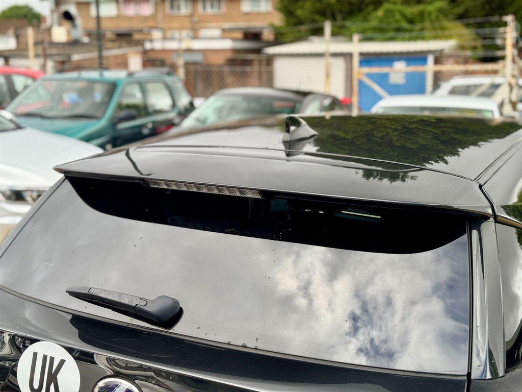 Lexus CT  White #64