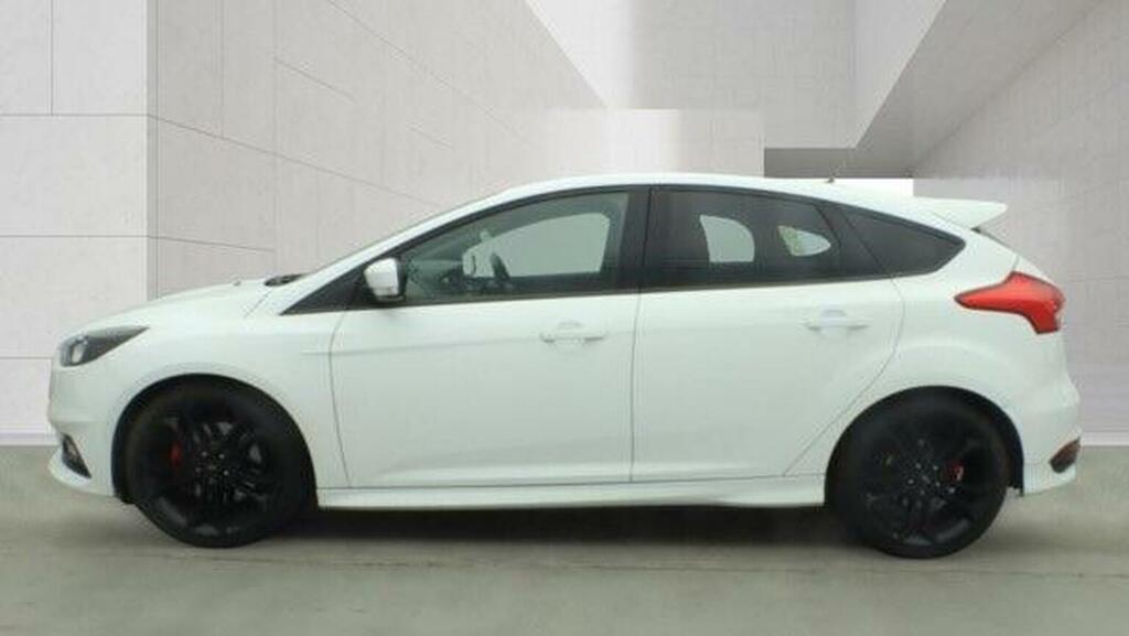 Ford Focus 2.0T Ecoboost St-2 Euro 6 Ss White #5