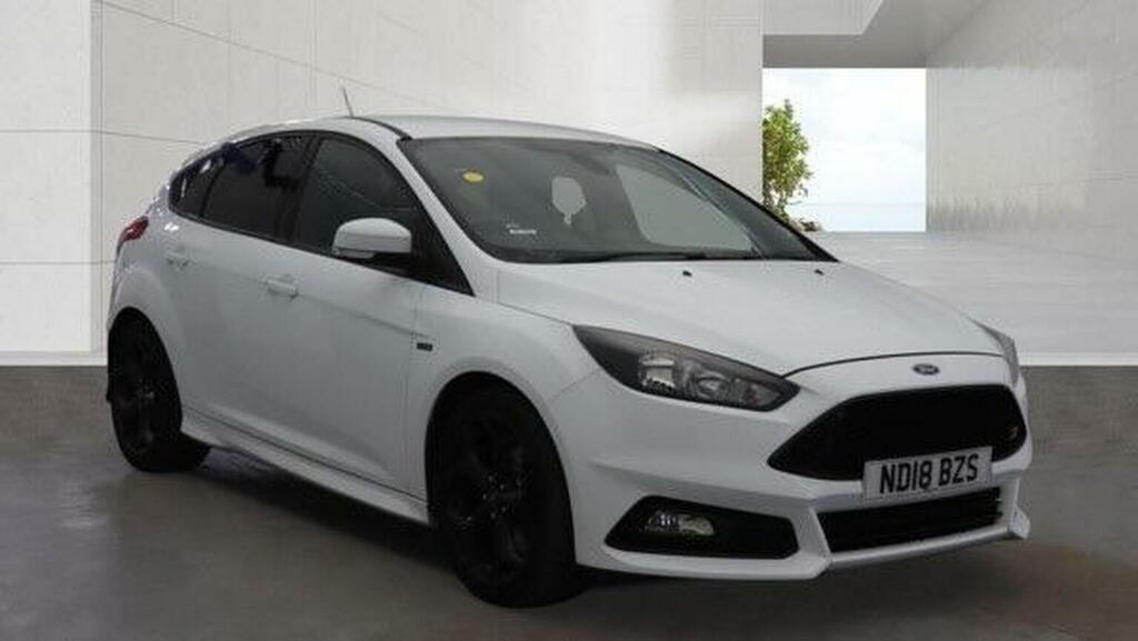 Ford Focus 2.0T Ecoboost St-2 Euro 6 Ss White