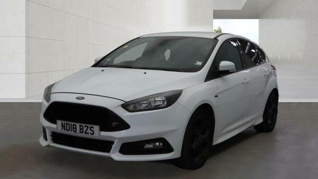 Ford Focus 2.0T Ecoboost St-2 Euro 6 Ss White #6