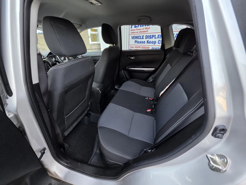 Suzuki Vitara Sz5 Black #16
