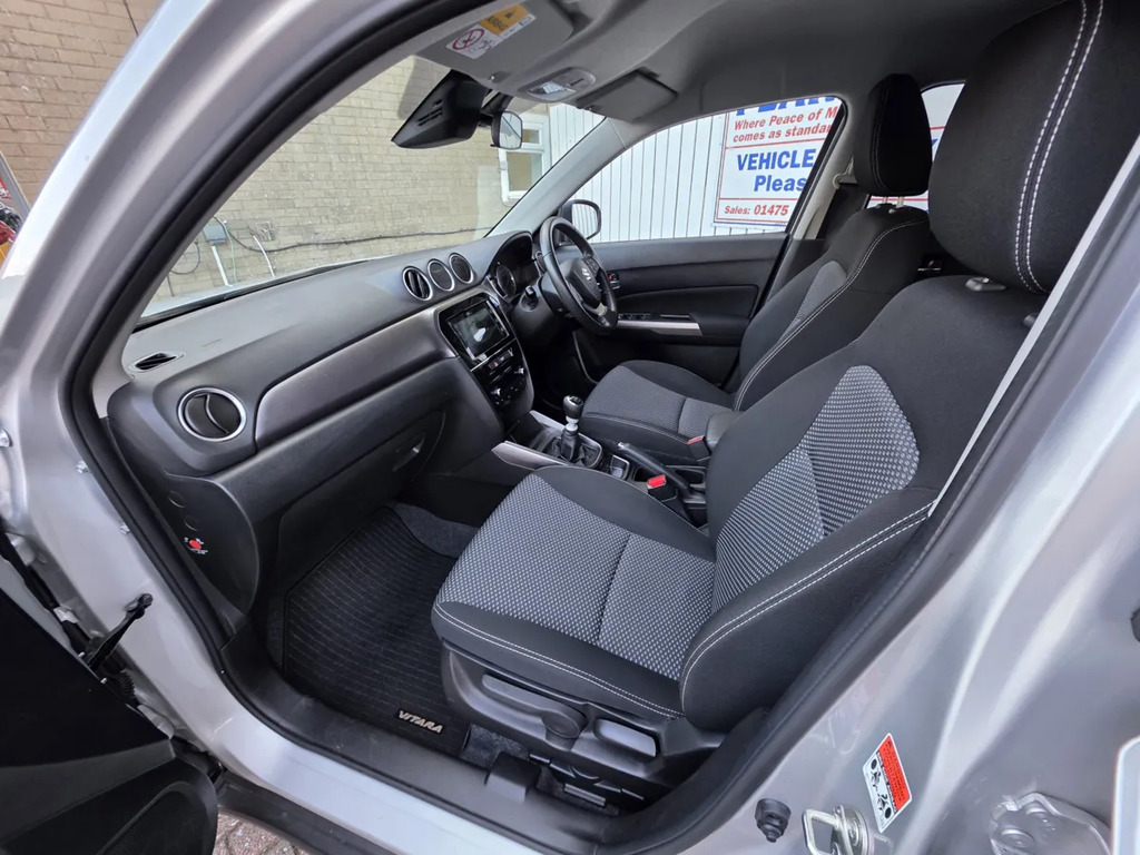 Suzuki Vitara Sz5 Black #17