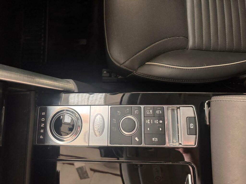 Land Rover Discovery Td4 Hse Black Black #27