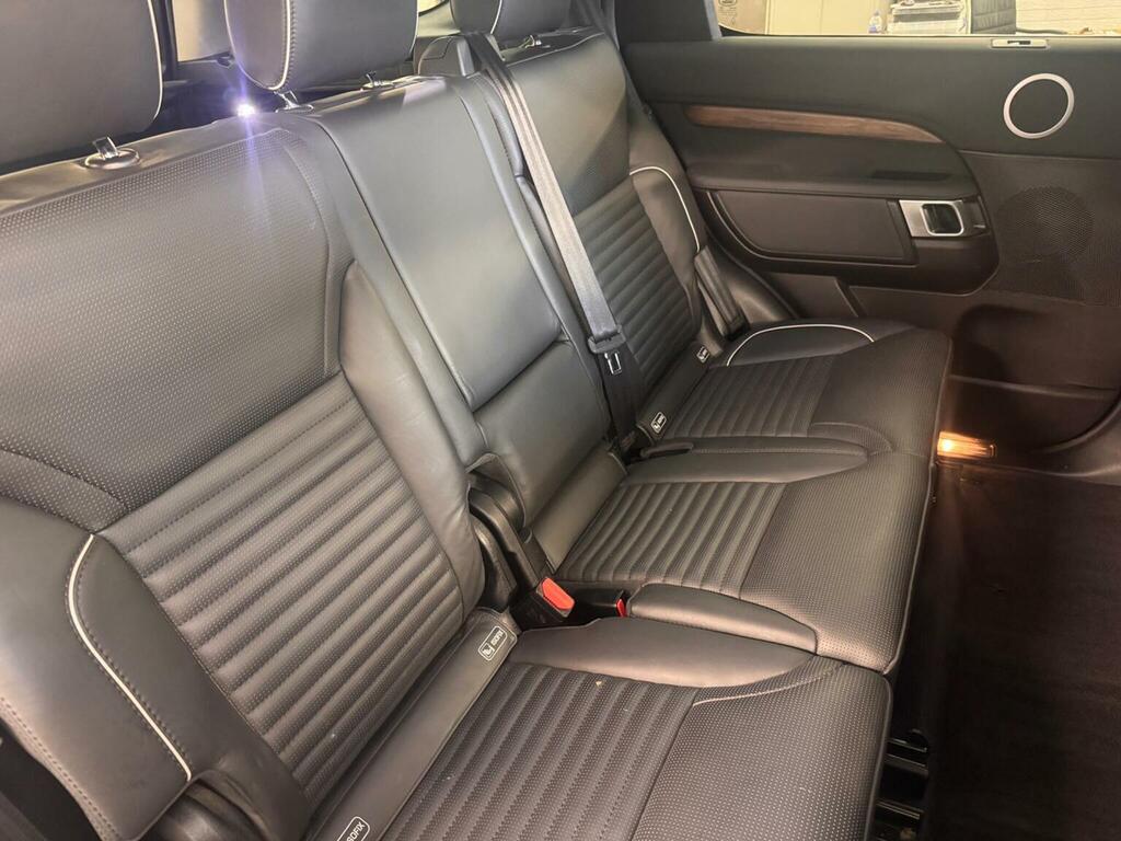 Land Rover Discovery Td4 Hse Black Black #19