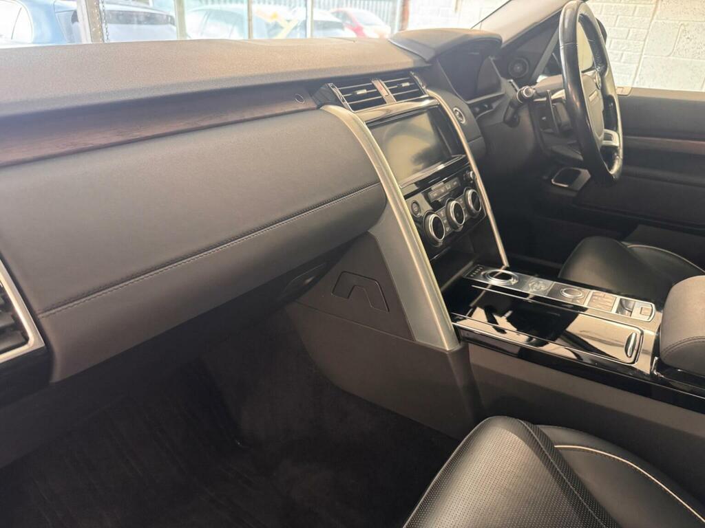 Land Rover Discovery Td4 Hse Black Black #15