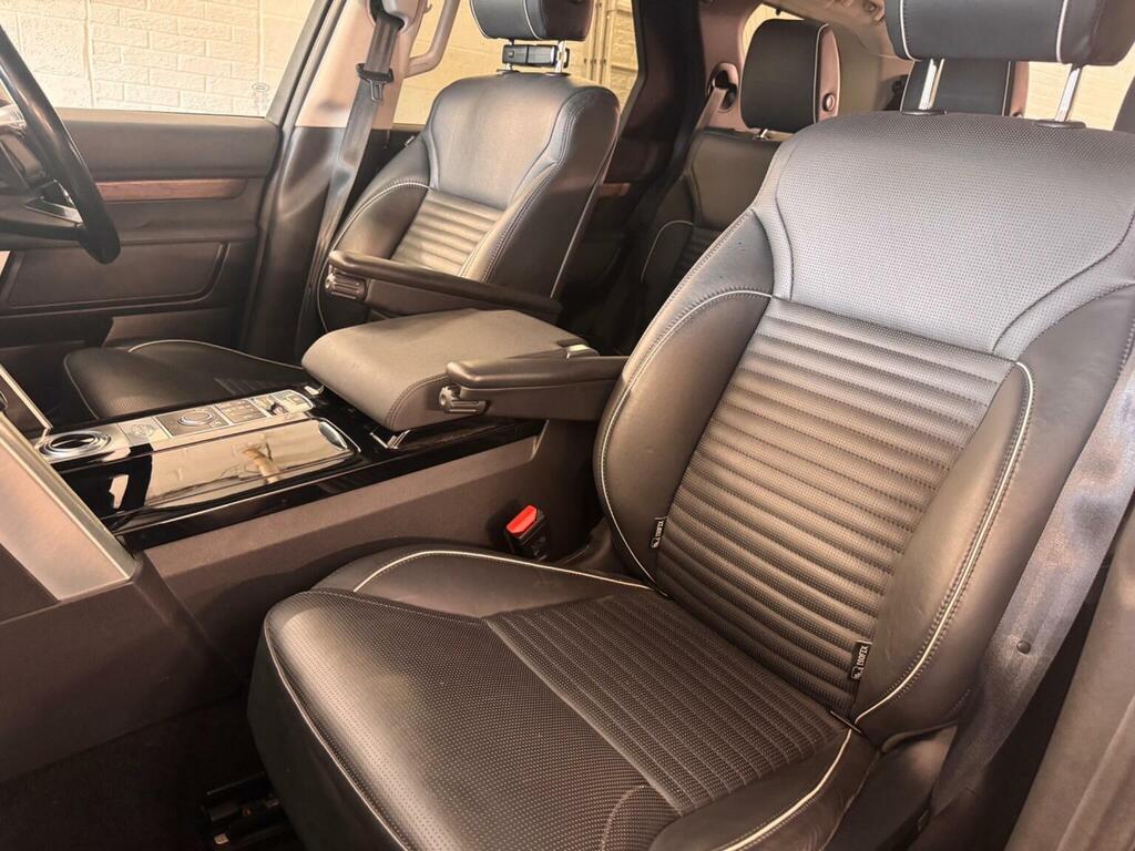 Land Rover Discovery Td4 Hse Black Black #43