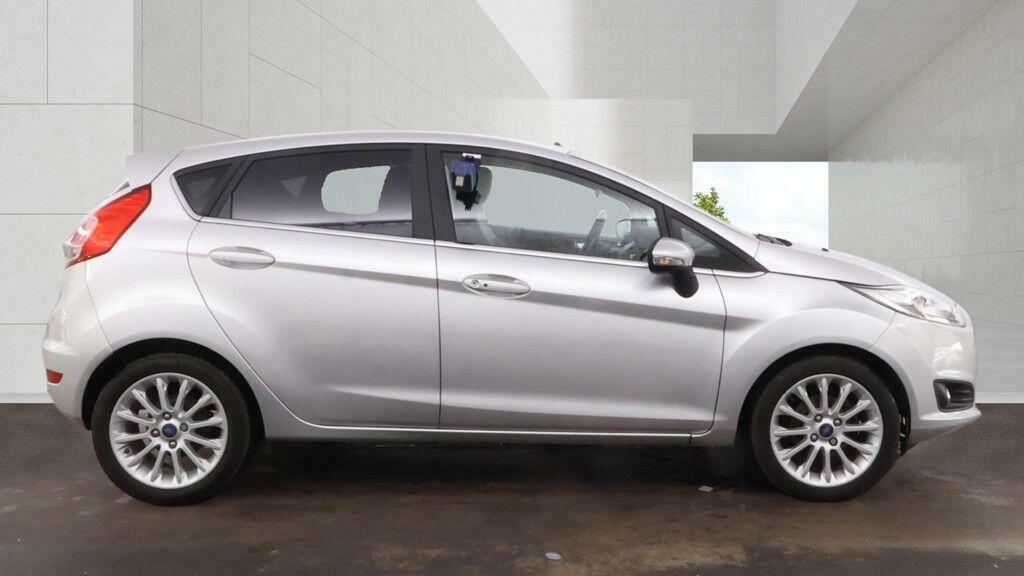 Ford Fiesta Hatchback HN15HHX #6