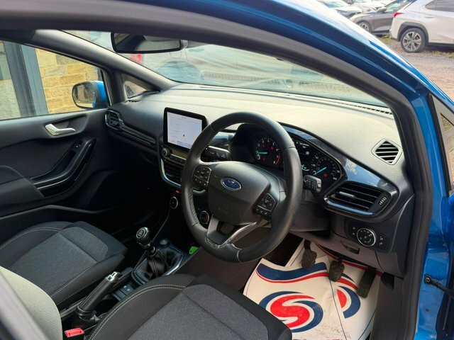 Ford Fiesta Trend Blue #23