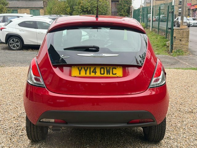 Chrysler Ypsilon  Black #7