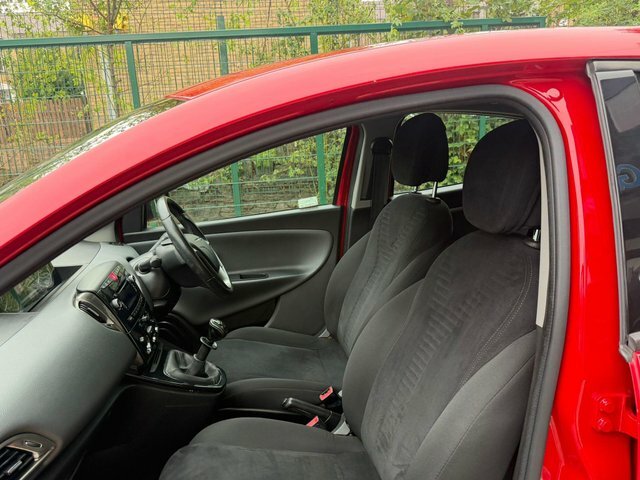 Chrysler Ypsilon  Black #35