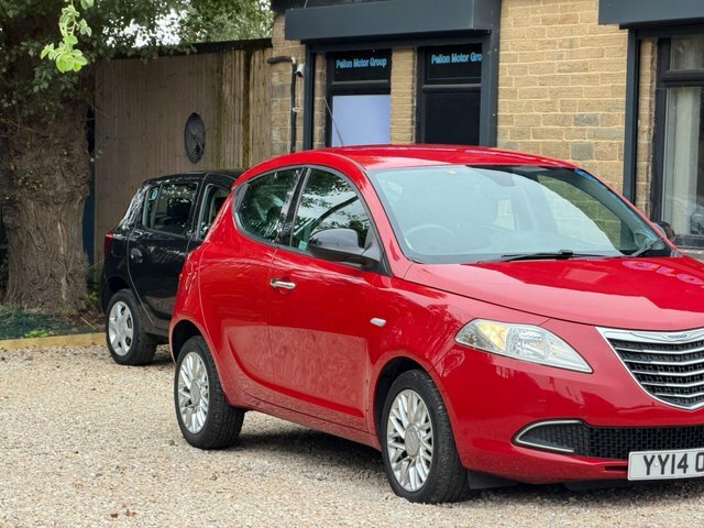 Chrysler Ypsilon  Black #16