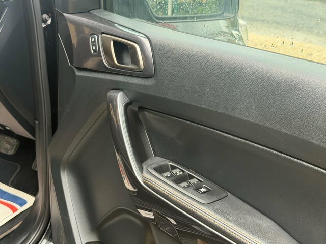 Ford Ranger 2.0L Wildtrak Ecoblue 0D Black #31