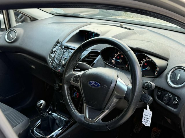 Ford Fiesta Hatchback White #9