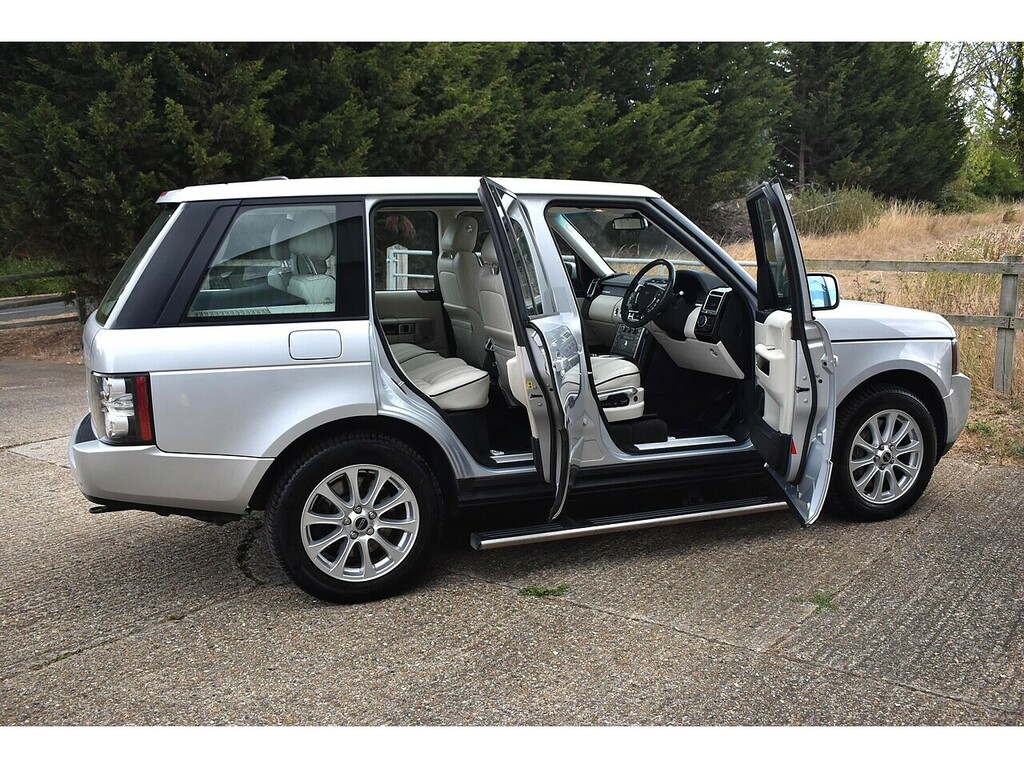 Land Rover Range Rover Td V8 Vogue GK61APV Silver #2