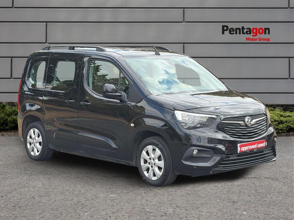 Vauxhall Combo Life 1.2 Turbo Gpf Energy Mpv Euro 6 Black