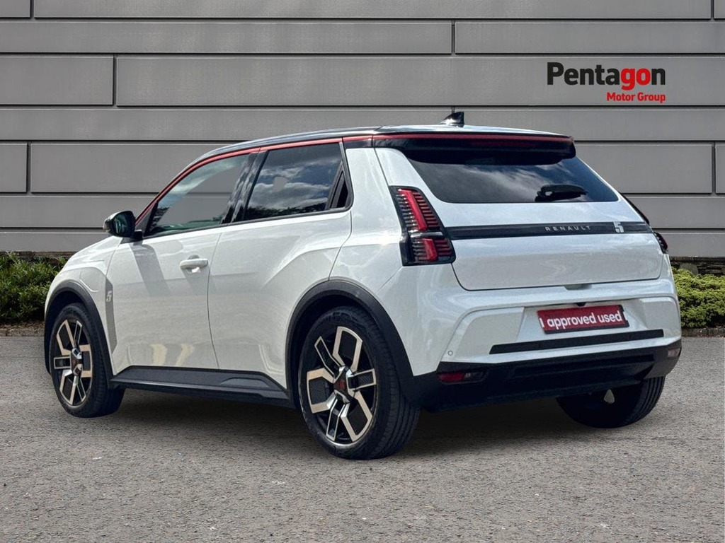 Renault 5 E-Tech Comfort Range 52Kwh Techno Hatchback White #2