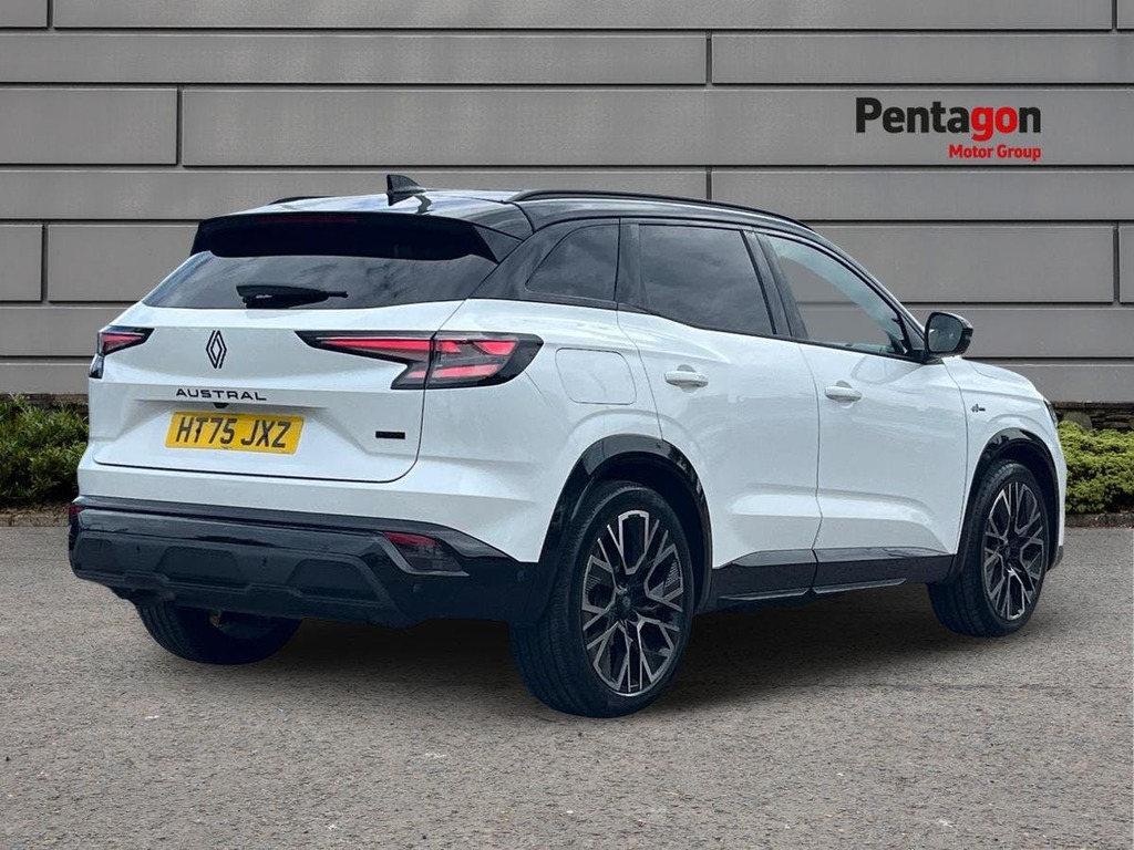 Renault Austral 1.2 E Tech Iconic Esprit Alpine Suv Hyb HT75JXZ White #4