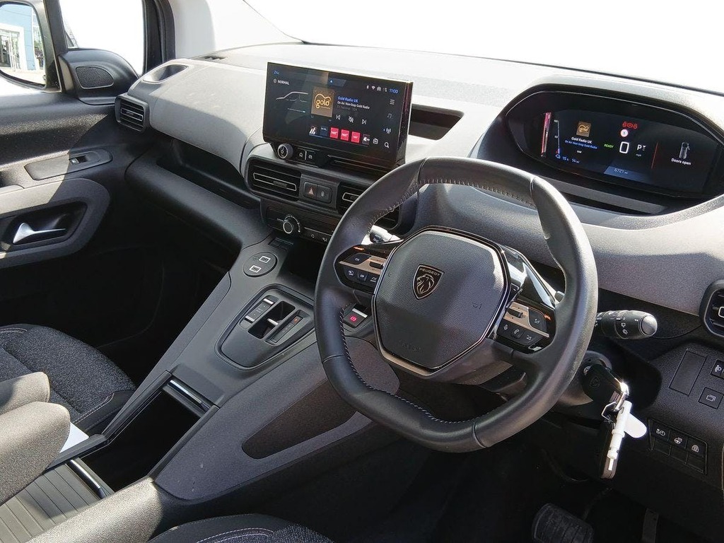 Peugeot e-Rifter 52Kwh Allure Long Mpv 11Kw Char Green #5