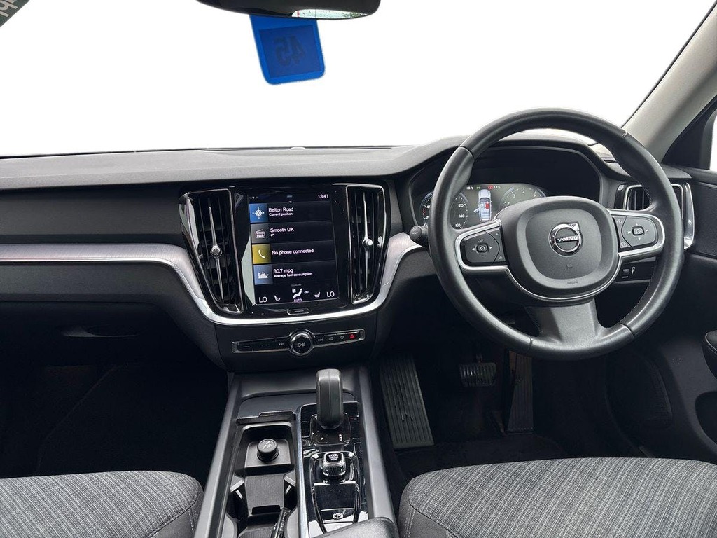 Volvo V60 2.0 B3 Mhev Momentum Estate Hybrid Dct Grey #6