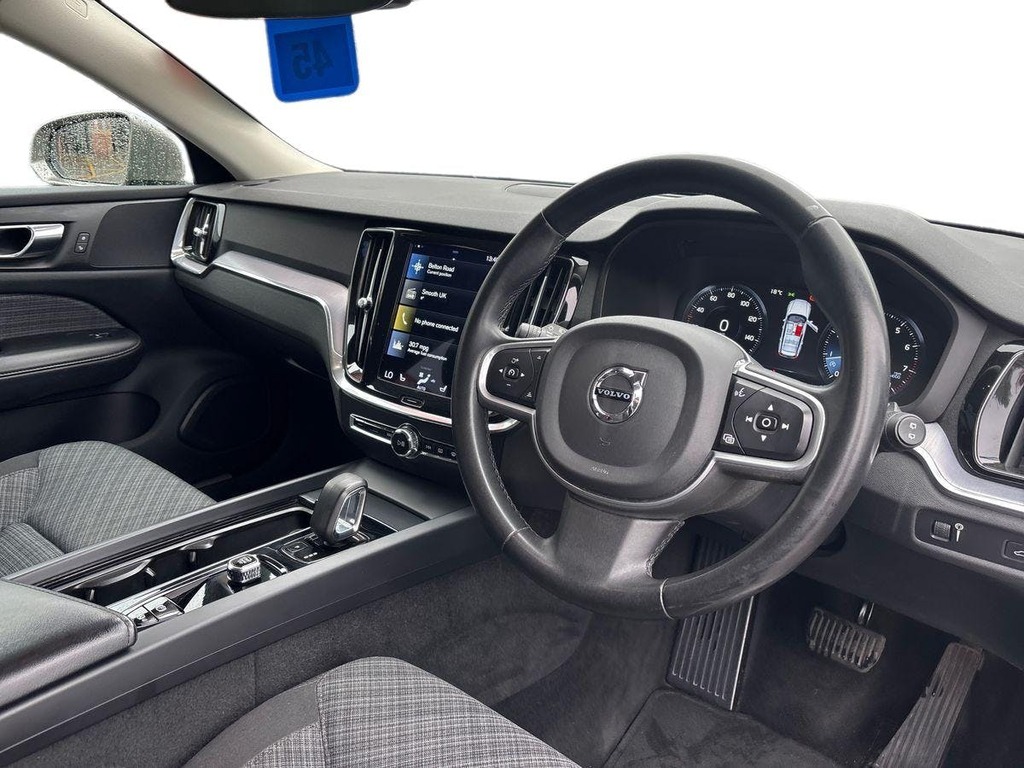 Volvo V60 2.0 B3 Mhev Momentum Estate Hybrid Dct Grey #5