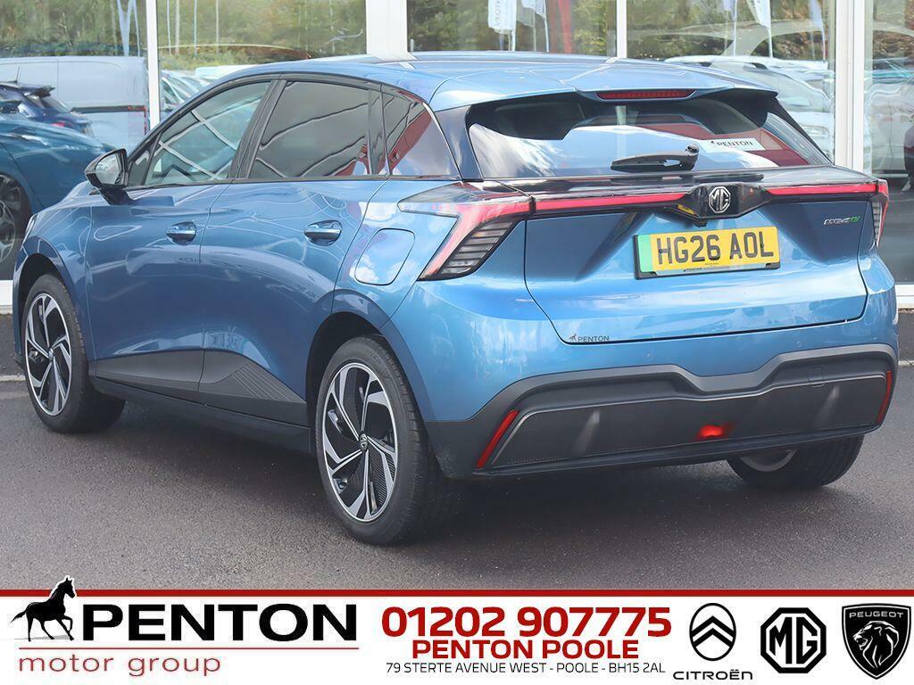 MG MG4 64Kwh Premium Long Range HG26AOL Blue #5