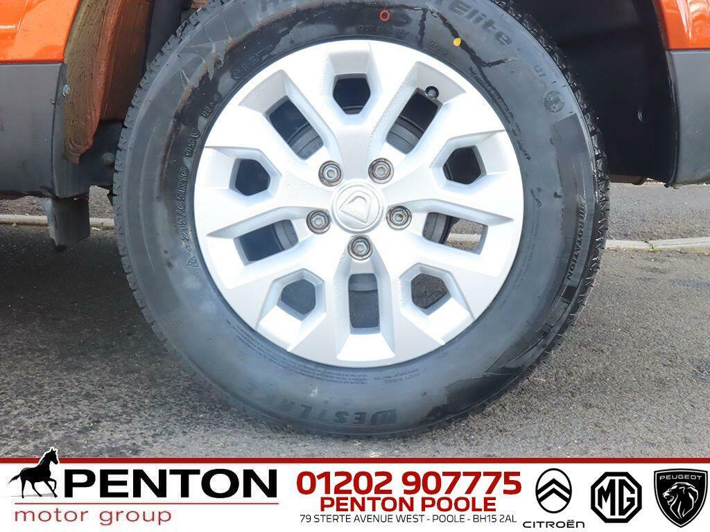 Dacia Duster 1.0 Tce Comfort Euro 6 Ss LS72CRV Orange #6