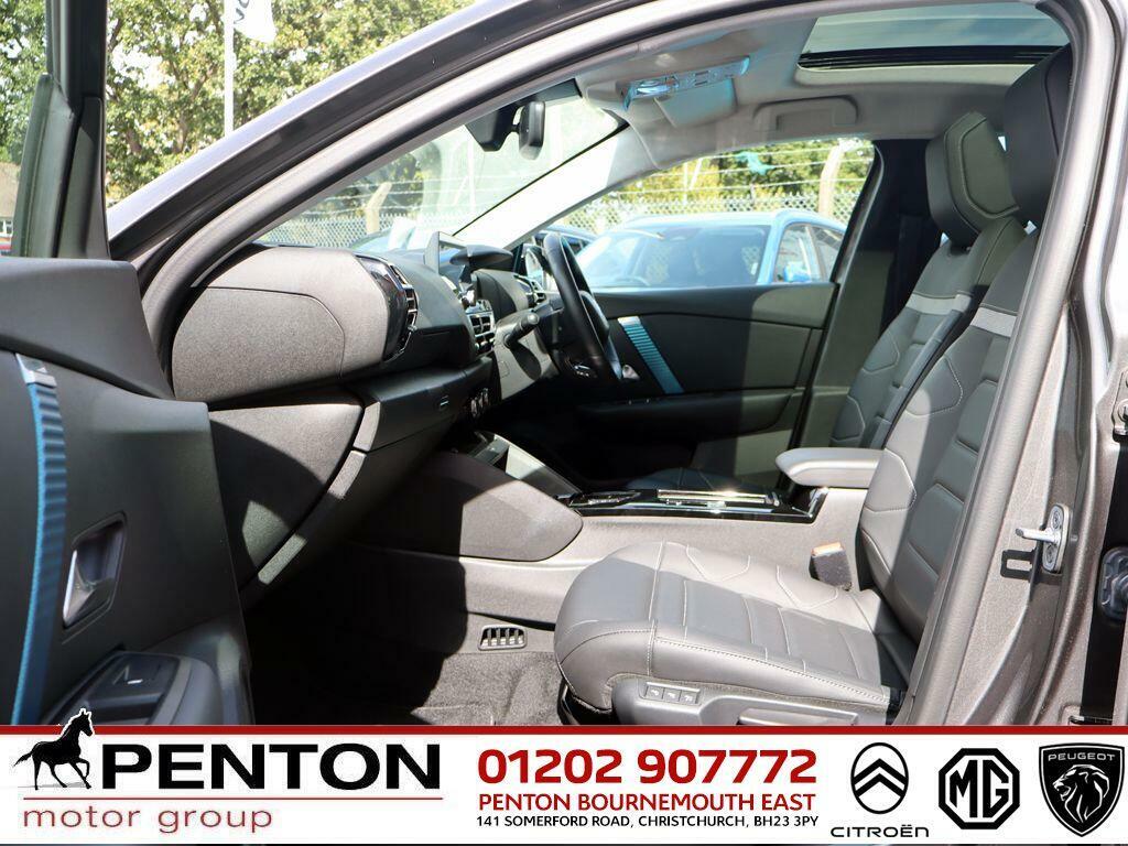 Citroen e-C4 50Kwh Shine Plus Fastback 7.4Kw Charger #3
