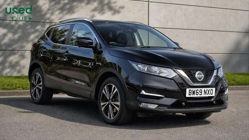 Nissan Qashqai 1.3 Dig-t N-connecta Black