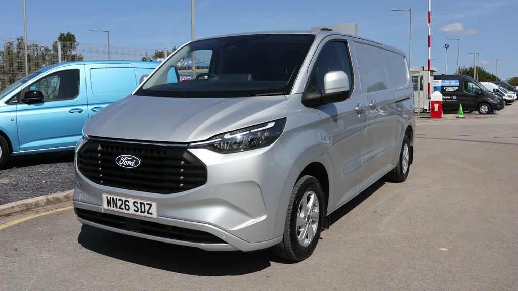 Ford Transit Custom 2.5 Phev 232Ps H1 Van Limited WN26SDZ Silver #3