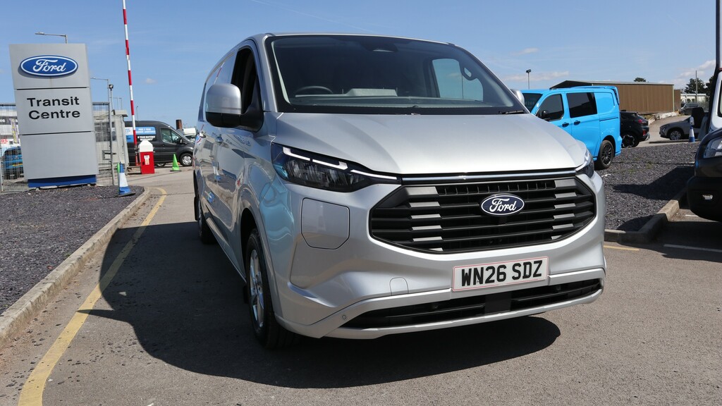 Ford Transit Custom 2.5 Phev 232Ps H1 Van Limited WN26SDZ Silver