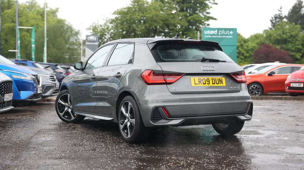 Audi A1 30 Tfsi 110 S Line S Tronic LR09DUN Grey #4