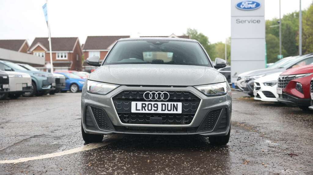 Audi A1 30 Tfsi 110 S Line S Tronic LR09DUN Grey #5