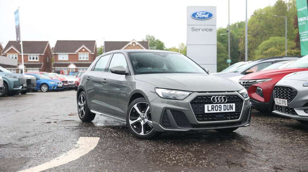Audi A1 30 Tfsi 110 S Line S Tronic LR09DUN Grey #2