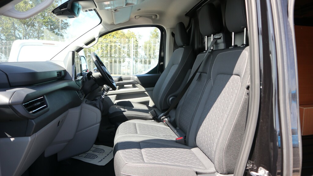 Ford Transit Custom 2.0 Ecoblue 136Ps H1 Van Limited WN26UTM Black #6