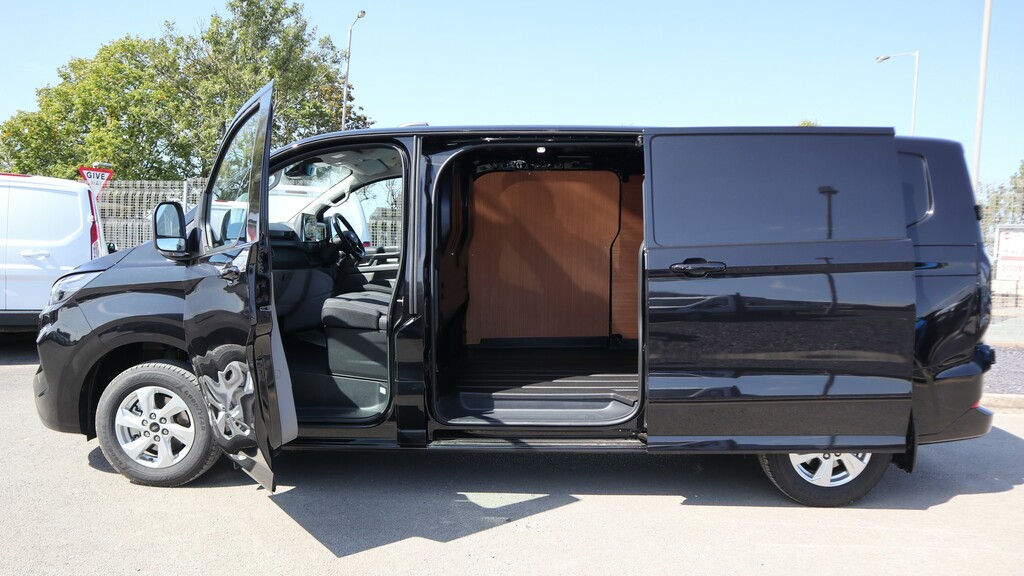 Ford Transit Custom 2.0 Ecoblue 136Ps H1 Van Limited WN26UTM Black #5