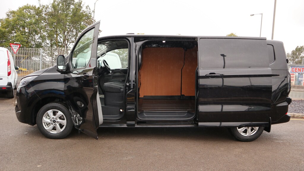 Ford Transit Custom 2.5 Phev 232Ps H1 Van Limited WN26SNZ Black #5