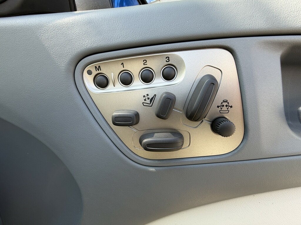 Jaguar XK 60 Silver #22