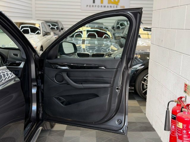 BMW X1 Xdrive20d Xline White #32