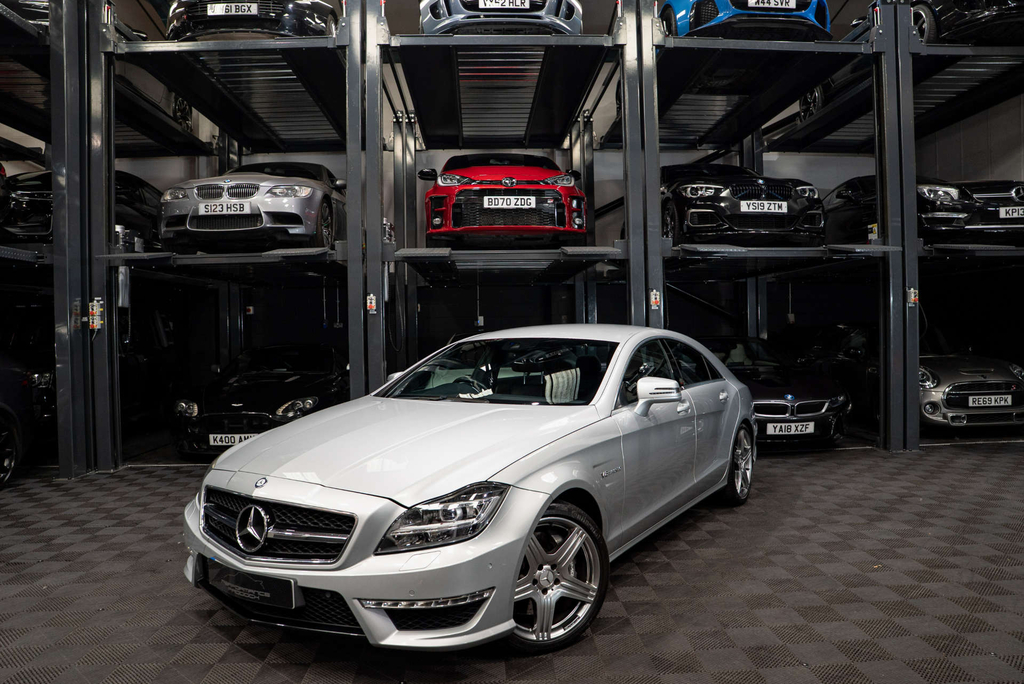 Mercedes-Benz CLS Cls63 Amg 