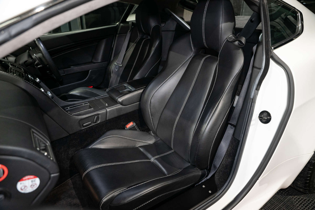 Aston Martin Vantage V8 Auto EK63JWE  #3