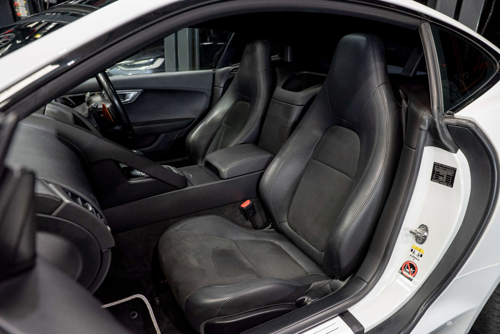 Jaguar F-Type V6 Auto  #3