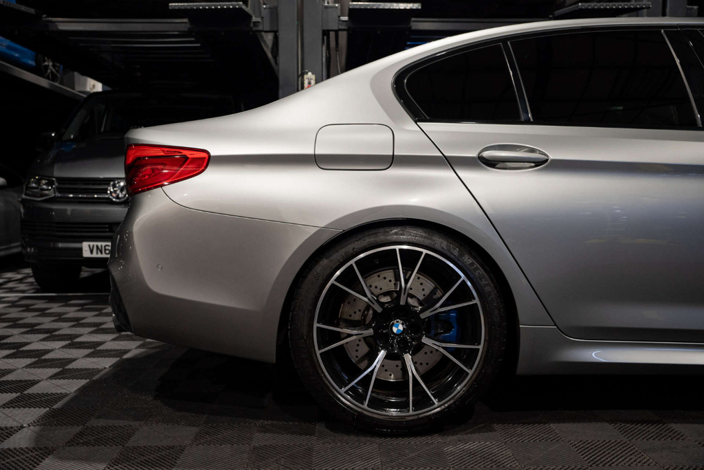 BMW M5 V8 Blue #16
