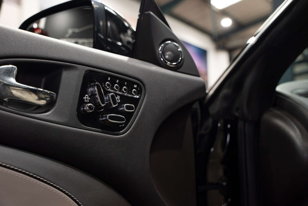 Jaguar XK 5L Null Black #14