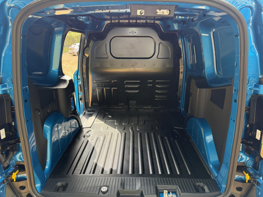 Ford Transit Courier Limited Auto ET25TYG Blue #6