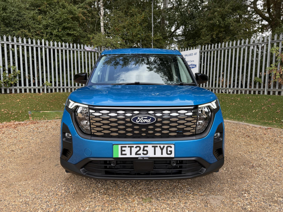 Ford Transit Courier Limited Auto ET25TYG Blue #2