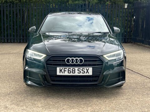 Audi A3 1.5 A3 Sportback KF68SSX Black #2