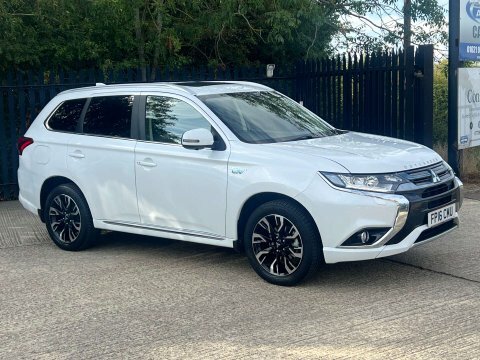 Mitsubishi Outlander 2.0 Outlander Gx4h White #3