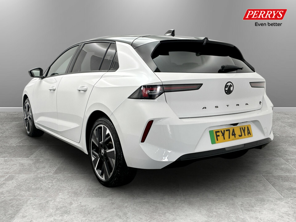 Vauxhall Astra 115Kw Ultimate 54Kwh White #5