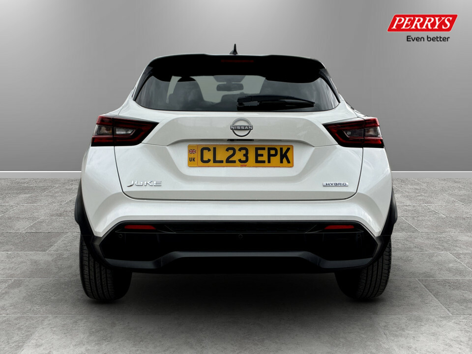 Nissan Juke 1.6 Hybrid N-connecta White #6