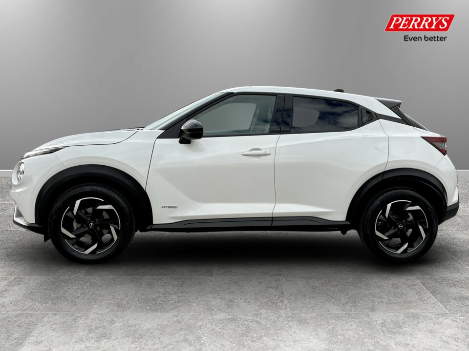 Nissan Juke 1.6 Hybrid N-connecta White #4